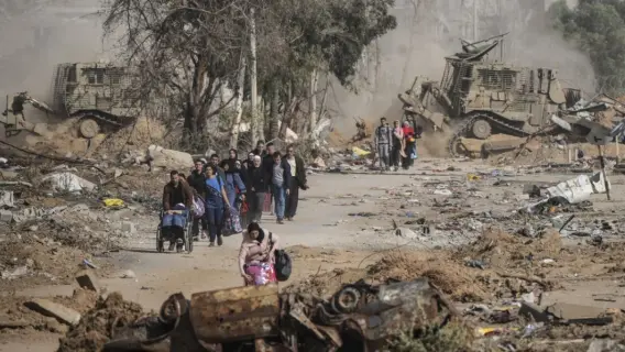 Dead and wounded in an Israeli attack on citizens waiting for relief aid in Gaza