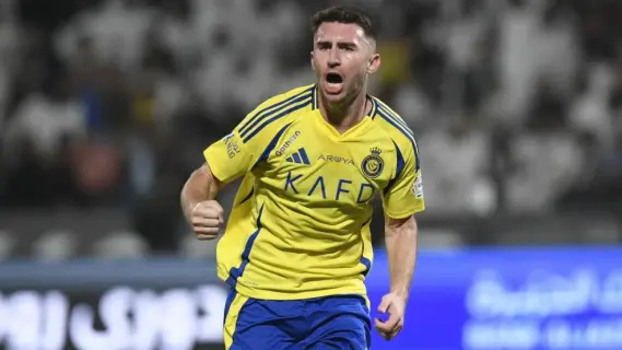 أتلتيك بلباو يسعى لاستعادة لابورت من النصر بتحديات مالية