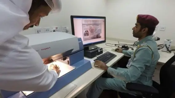 تسهيلات استثنائية من الإمارات لهؤلاء الوافدين: تجديد الإقامات وإصدار الهوية بجوازات أقل من 6 أشهر دون غرامات
