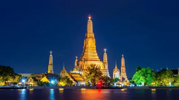 مكالمة هاتفية مسرّبة تثير جدلاً وتضغط على رئيسة وزراء تايلاند