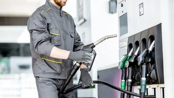 UAE Increases Fuel Prices in July: 12 Fils Rise for Gasoline, 7.3% for Diesel