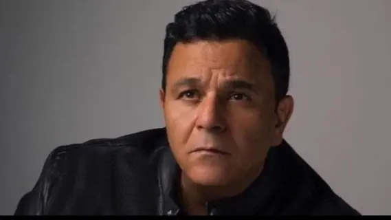 مشادة حادة بين محمد فؤاد وطبيب بمستشفى عين شمس