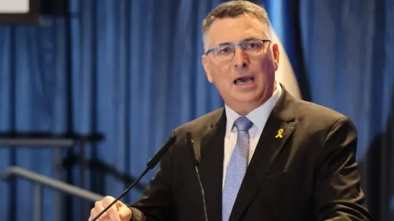 وزير الخارجية الإسرائيلي: حماس تحتجز 50 شخصاً والحرب قد تنتهي غداً