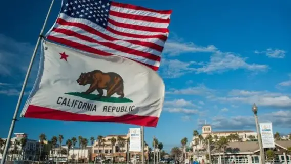 كاليفورنيا في مواجهة أكبر حرائق الموسم وخطر الصيف يلوح