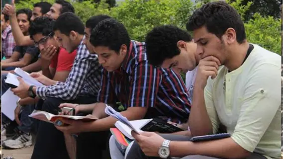 مصر: طلاب الثانوية العامة يخوضون امتحان الديناميكا اليوم