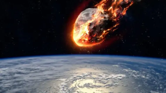 تهديد كويكب بالقمر يثير قلقاً بشأن الأقمار الصناعية في 2032