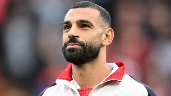محمد صلاح يتألق في التشكيلة المثالية لتاريخ الدوري الإنجليزي