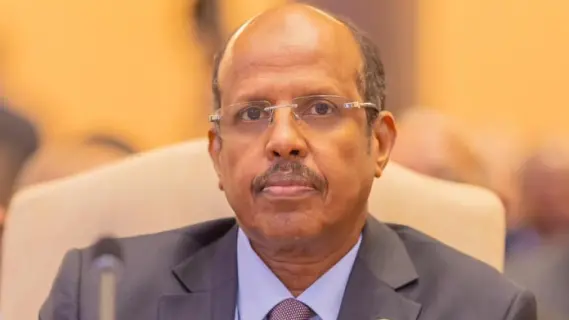 رئيس مفوضية الاتحاد الإفريقي يشكر الأمير على جهود السلام الإفريقية