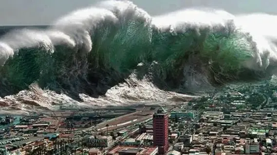 تحذيرات من تسونامي إثر زلازل قوية بالقرب من سواحل روسيا