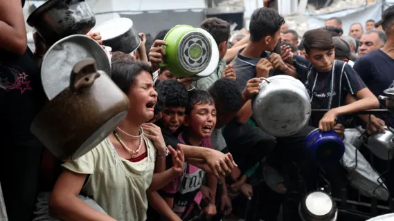 الأزمة الغذائية في غزة تتسبب في وفاة أكثر من 115 شخصاً