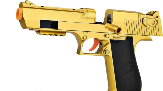 اليابان تسحب آلاف المسدسات اللعبة لخطرها على السلامة العامة