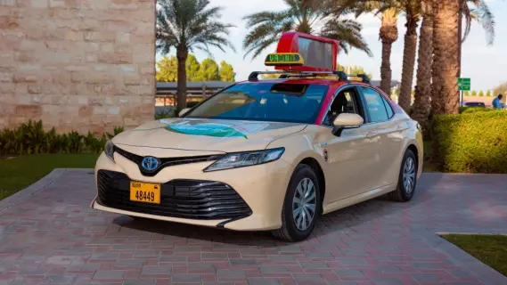 Diverse Dubai Fleet: 83% of Taxis and Limos Now Green