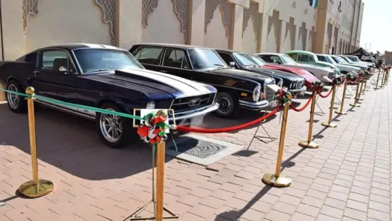 خدمة جديدة من شرطة عجمان لتسجيل لوحات المركبات الكلاسيكية