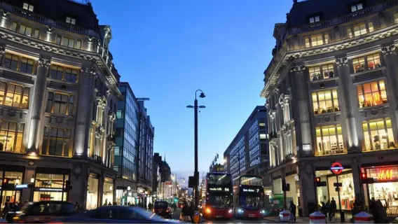 طاقم قناة سعودية يتعرض للسرقة أثناء تصوير تقرير في لندن