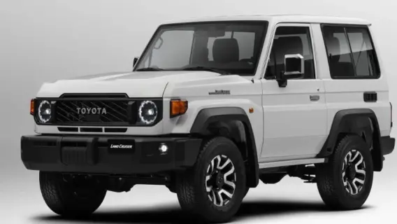 مواصفات وسعر تويوتا لاندكروزر ربع 2025 في السعودية