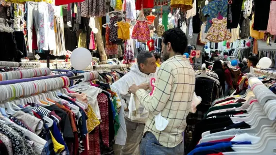 حريق يندلع في وكالة البلح ببولاق أبو العلا واستجابة عاجلة