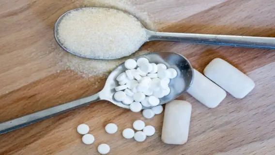 تأثير بدائل السكر على الإدراك والذاكرة