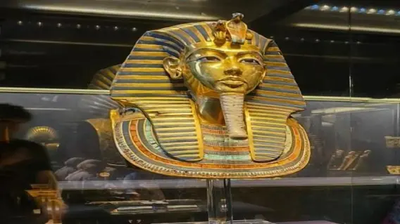 إغلاق قاعة توت عنخ آمون بالمتحف المصري بالتحرير استعدادًا للانتقال