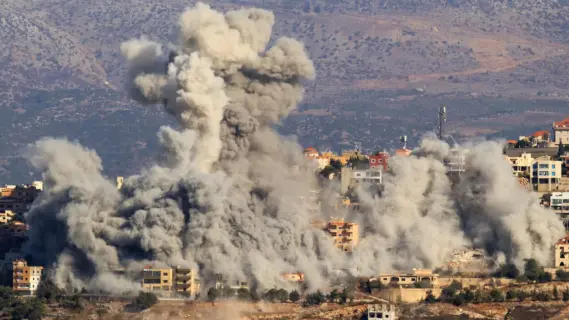 الكيان الإسرائيلي يواصل هجماته الجوية على مناطق جنوب لبنان