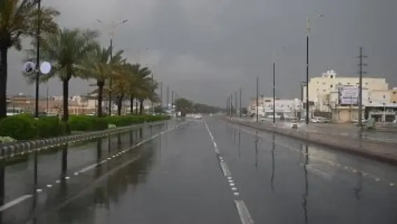 أمطار غزيرة على جازان وعسير وخفيفة في مكة والباحة اليوم