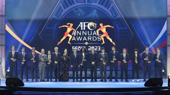 غموض حول غياب ممثل الاتحاد الإماراتي عن تسلم جائزة «الآسيوي»