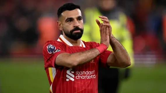 محمد صلاح يتلقى عرضًا مغريًا من الدوري السعودي