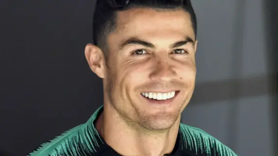 رونالدو يحضر مأدبة رسمية في البيت الأبيض إلى جانب ولي العهد السعودي