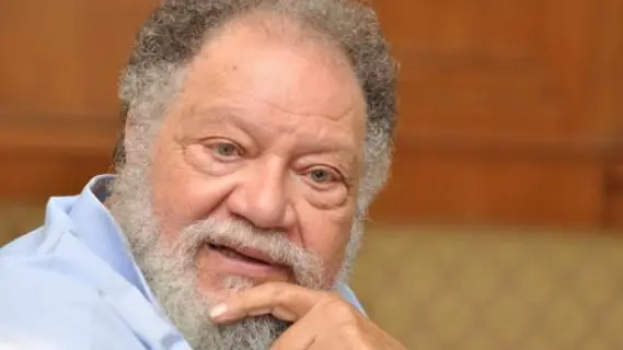 مهرجان أيام قرطاج المسرحي يكرم يحيى الفخراني بعد عرض "الملك لير"