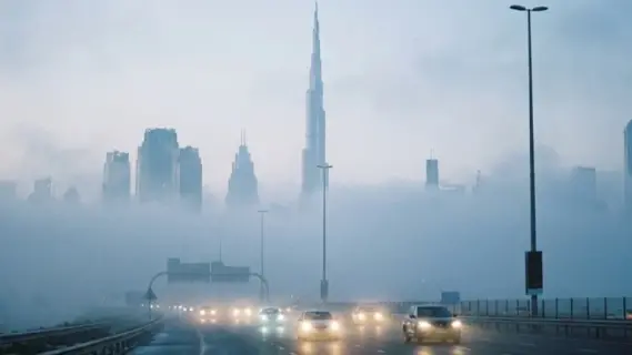 طقس الإمارات اليوم الأربعاء 3 ديسمبر: سحب منخفضة تغطي السواحل وفرص لتشكل الضباب.. إليك التفاصيل