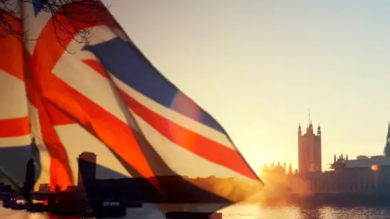 الحكومة البريطانية تلغي التأشيرة الإلكترونية للأردنيين وتبقيها للخليجيين