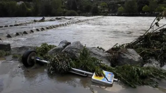 السيول تجتاح مدينة كان الفرنسية وتثير حالة تأهب قصوى