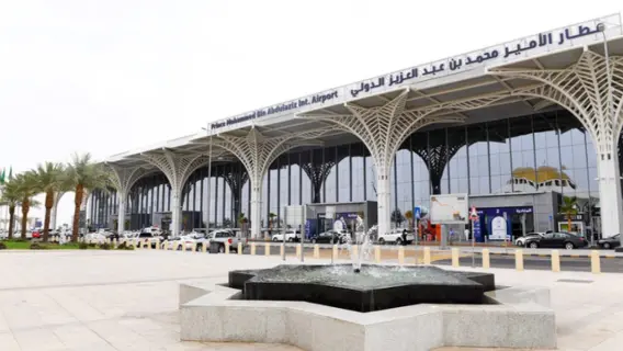 السعودية: تغريم 3 شركات طيران لمخالفات صحية بمطار المدينة المنورة