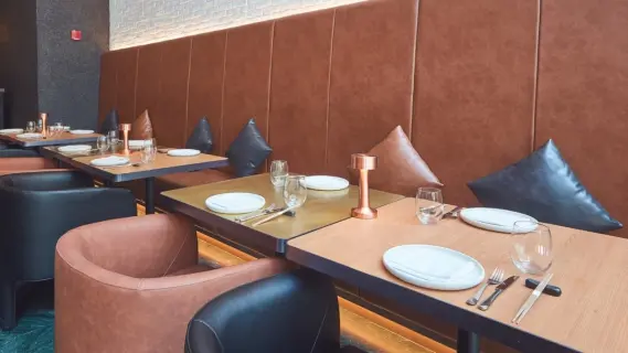 Abu Dhabi Launches New App to Check Restaurants Food Safety Rating