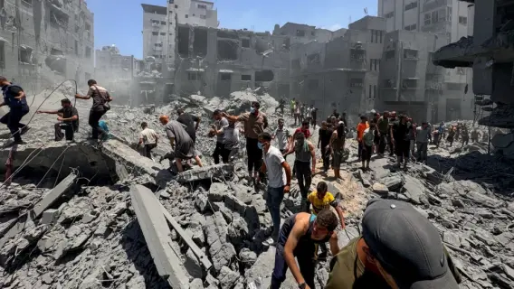 3 شهداء نتيجة هجوم جوي إسرائيلي على مخيم الشاطئ في غزة