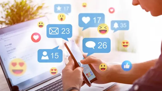 Sharjah Media City launches "influencers" program to train social media talents