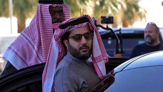 تركي آل الشيخ يعلن عن عمل وثائقي جديد يستعرض حياة الفنان محمد عبده