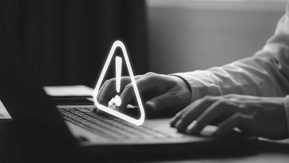 سوق أبوظبي للأوراق المالية تحذر من محتالين ينتحلون صفة مسؤولين وكيانات تابعة