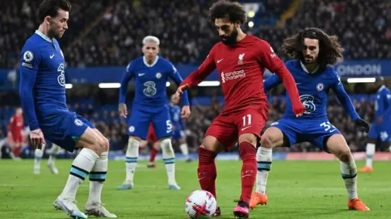 موعد مباراة ليفربول وتشيلسي في الدوري الإنجليزي 2024-2025 والقنوات الناقلة