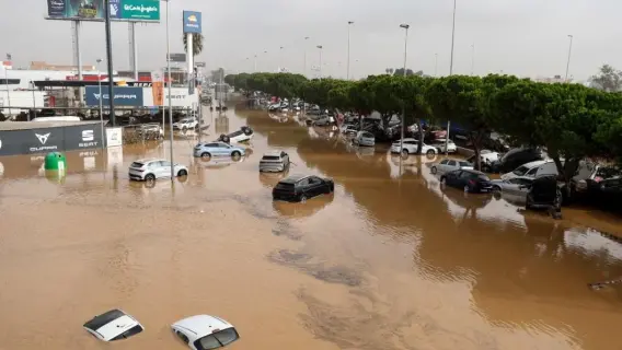 الماء إلتهم اليابس...ارتفاع حصيلة قتلي فيضانات إسبانيا الي 205 شخص