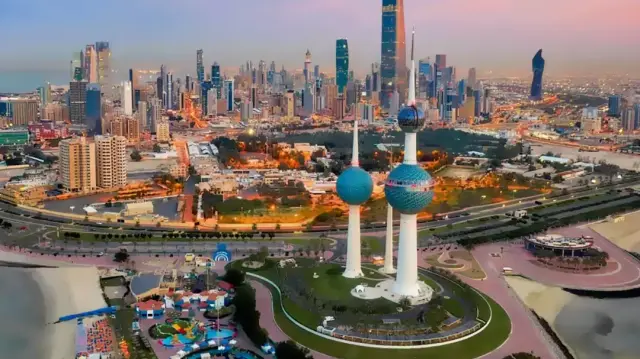 Kuwait Activates Emergency Defense Plan: 27 Additional Fire Squads Deployed to Secure Vital Sites Against Regional Threats