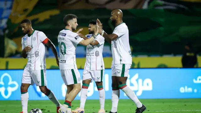 الاتفاق يحقق فوزاً ساحقاً على الخليج بخماسية نظيفة
