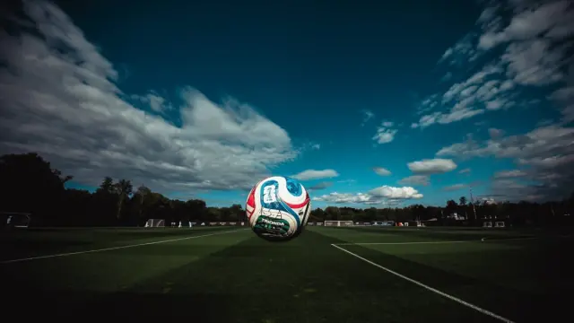 مخاوف من تأخير مباريات كأس العالم 2026 بسبب الظروف الجوية