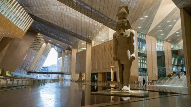 المتحف المصري الكبير.. جوهرة الحضارة والسياحة في مصر