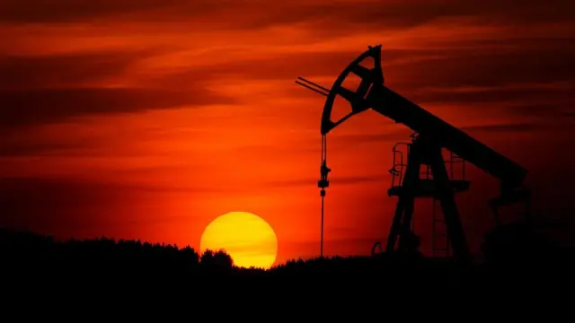 Oil Prices Climb Over 1% Following OPEC Decision and Ukraine Attacks