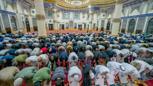The UAE announces new times for Friday prayers starting from the new year 2026