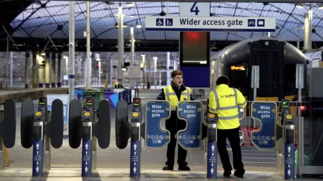 تأخيرات وإلغاءات مستمرة في رحلات قطارات يوروستار من لندن إلى أوروبا