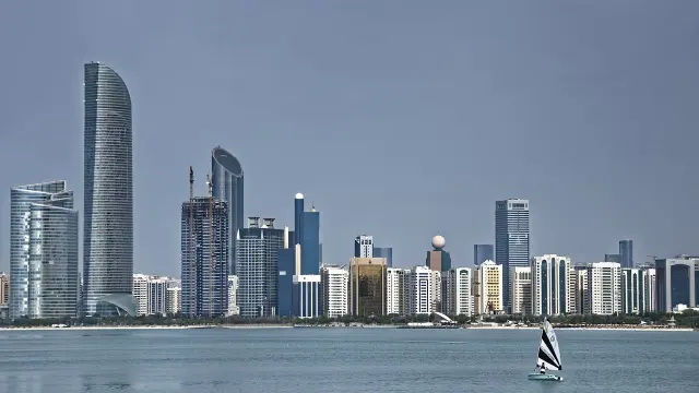 قرار جديد من سوق أبوظبي للأوراق المالية يدخل حيز التنفيذ في أغسطس