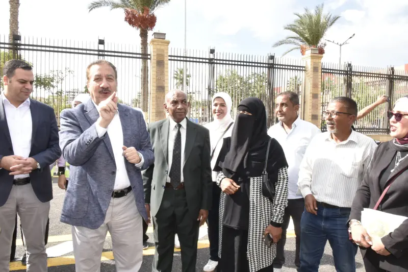 متابعة تجهيز الأشجار للزراعة في بورسعيد