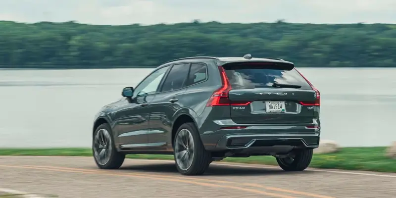 فولفو XC60 2026