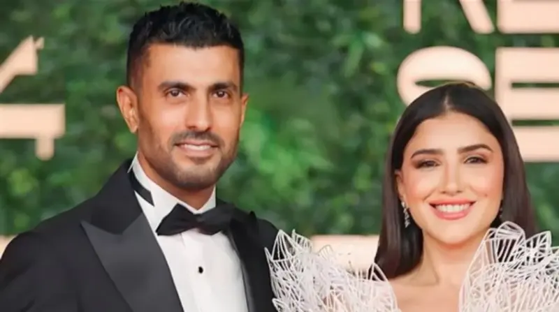 محمد سامي يهدي مي عمر سيارة لامبورجيني فارهة